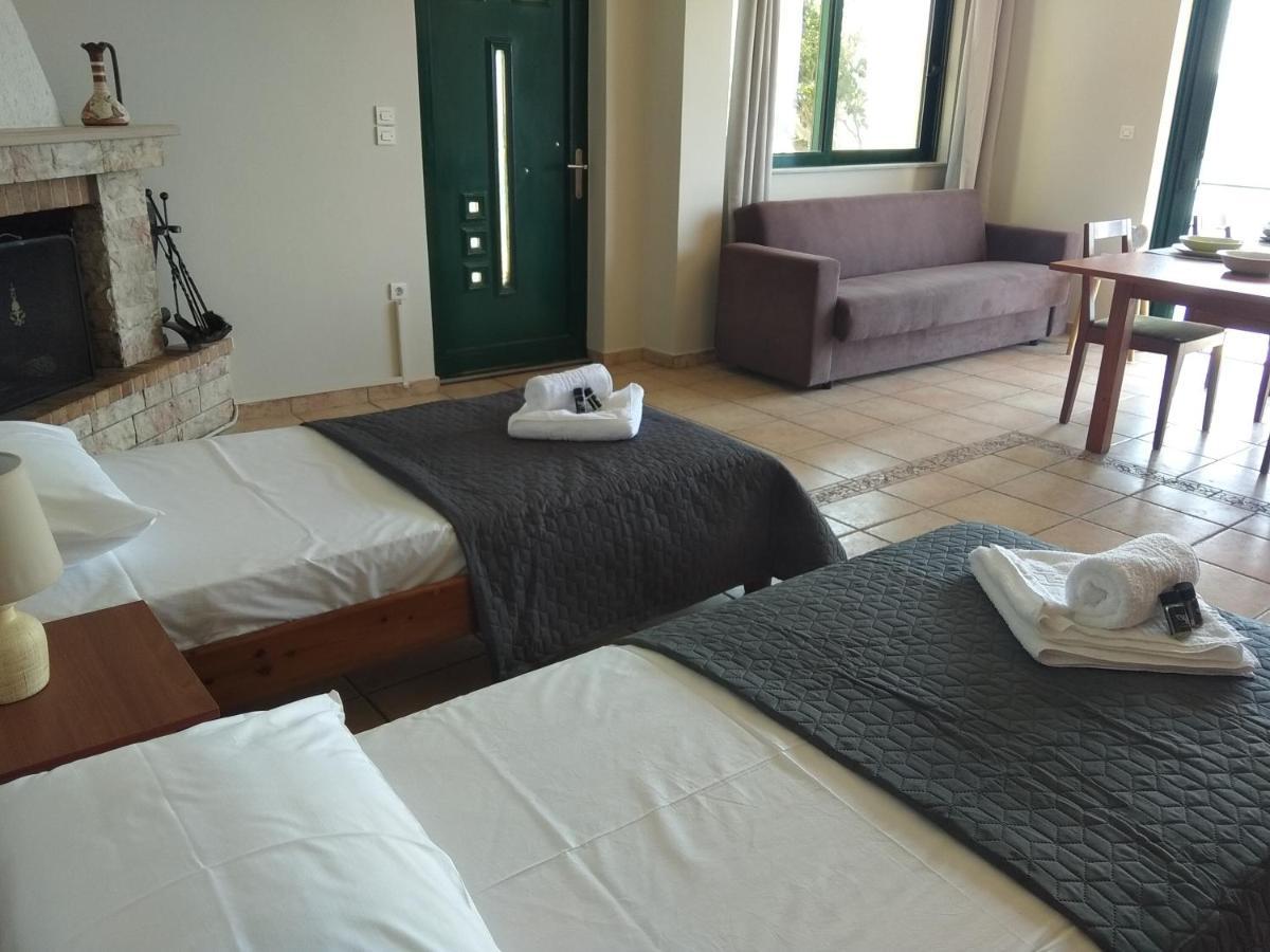 Marmari Megali Ammos Oasis Apartment & Studio Agia Marina  Eksteriør bilde